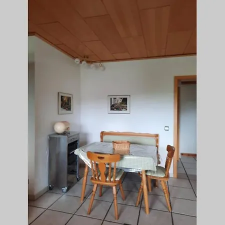 Ferienwohnung Sassmann - Convenient Apartment In A Quiet Location קרויצטאל