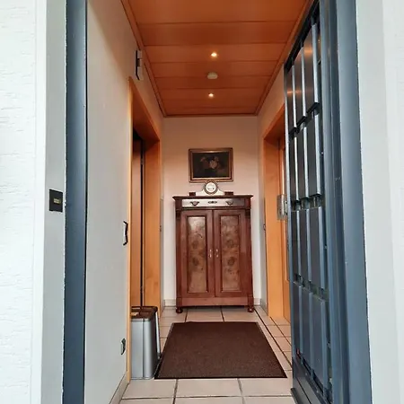 Ferienwohnung Sassmann - Convenient Apartment In A Quiet Location דירה *